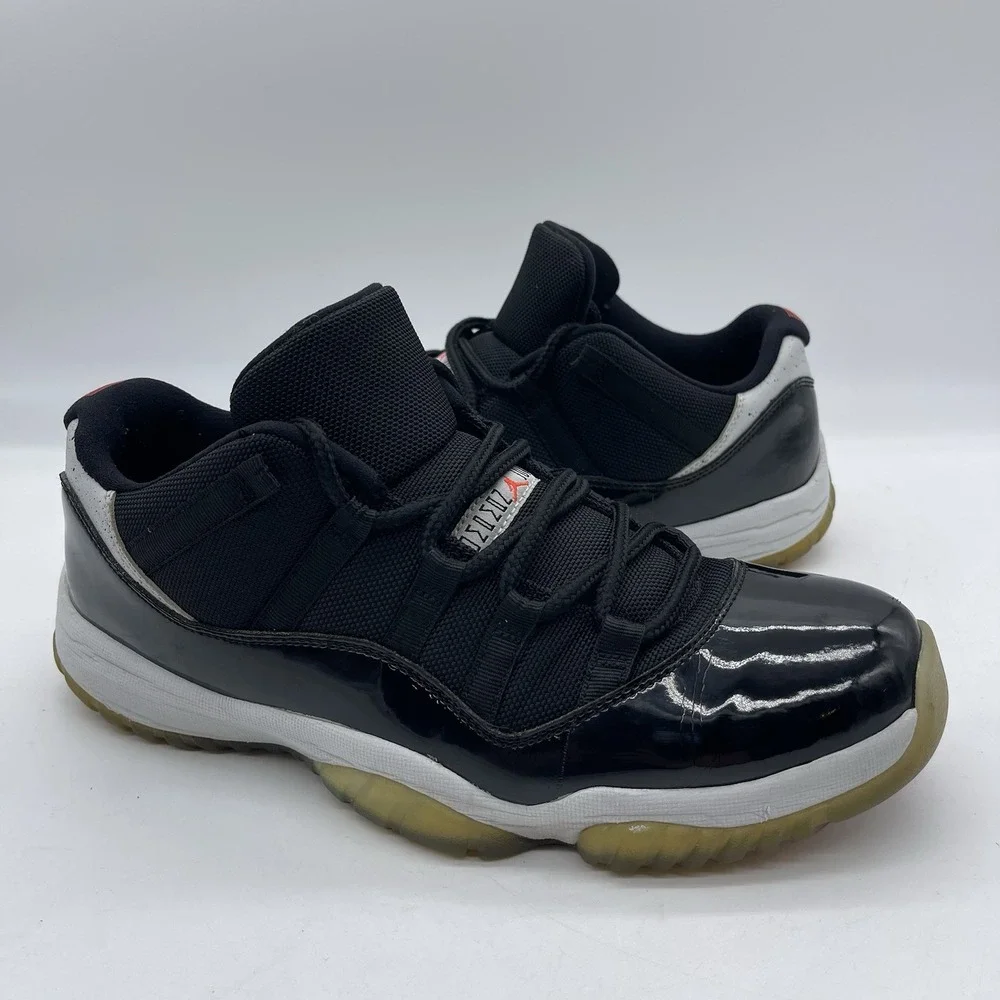 Nike Air Jordan 11 Low Retro 528895-023 Men's Size 10.5 Shoes Infrared 23
